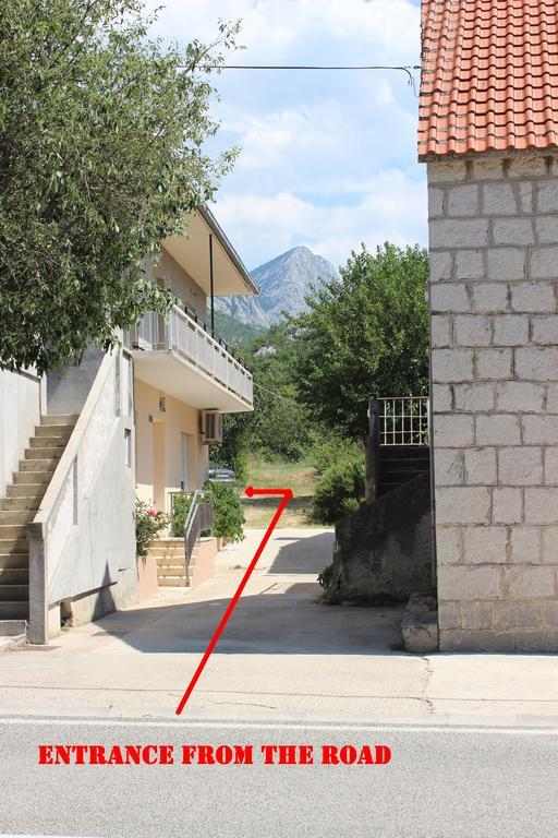 Apartments Brelezza Gornja Brela Екстериор снимка