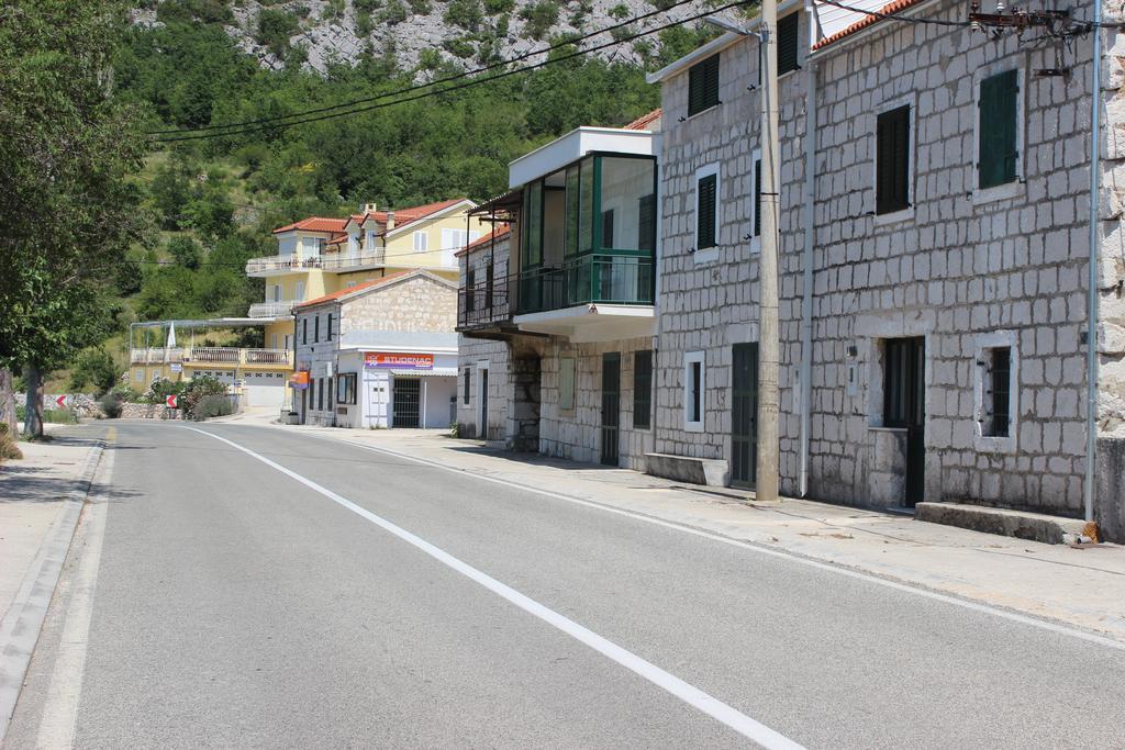 Apartments Brelezza Gornja Brela Екстериор снимка