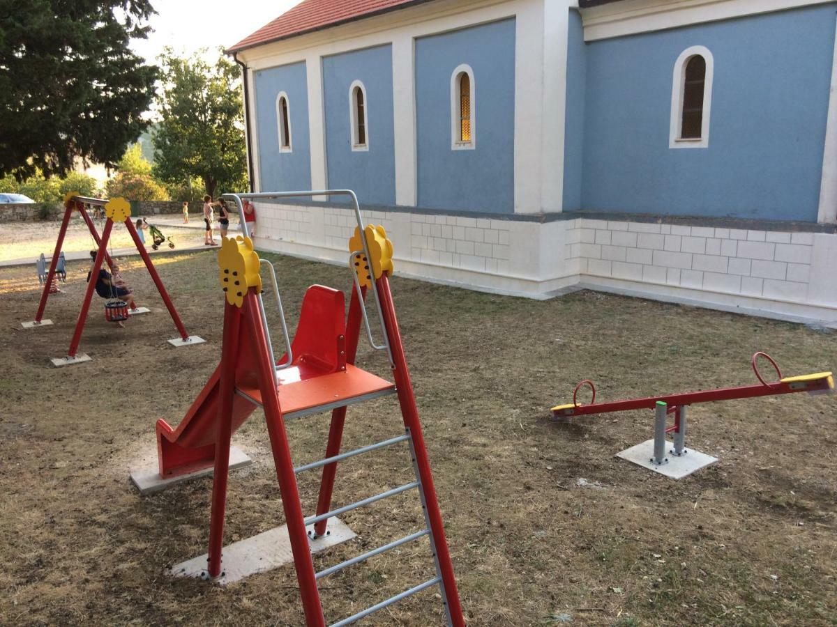 Apartments Brelezza Gornja Brela Екстериор снимка