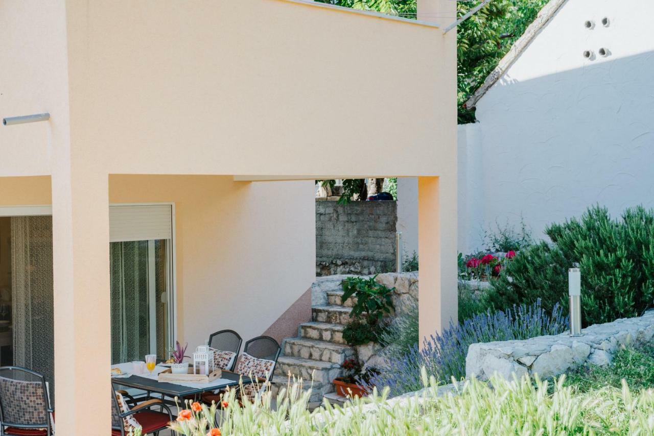 Apartments Brelezza Gornja Brela Екстериор снимка