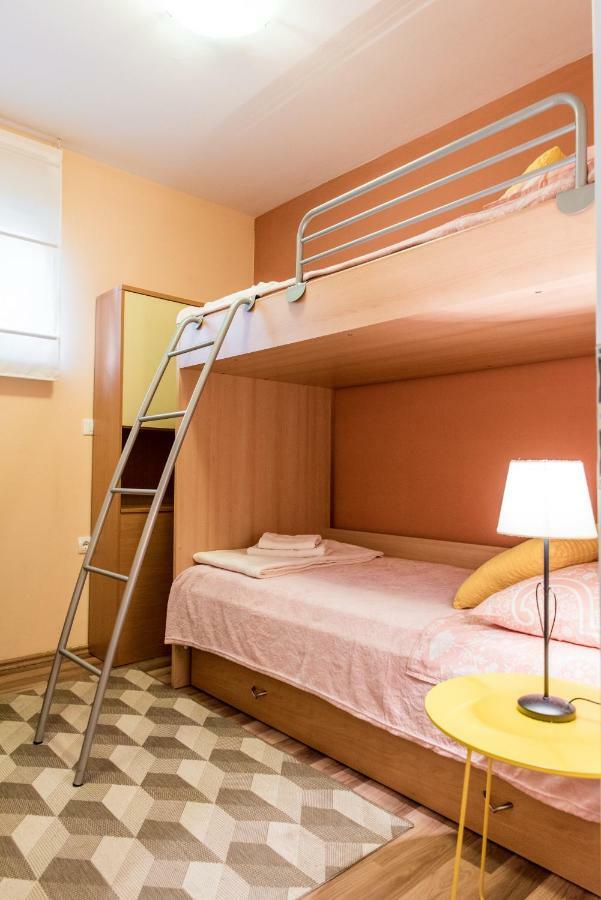 Apartments Brelezza Gornja Brela Екстериор снимка
