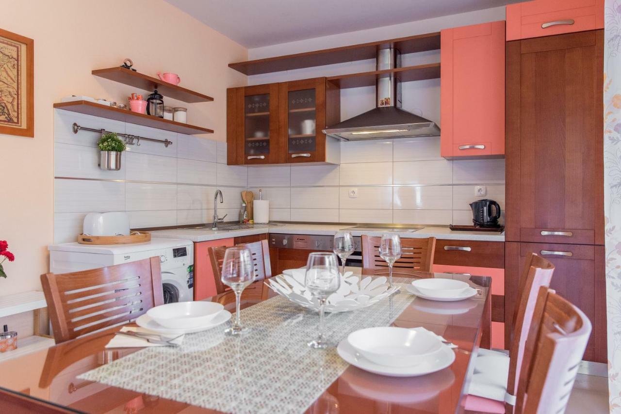 Apartments Brelezza Gornja Brela Екстериор снимка