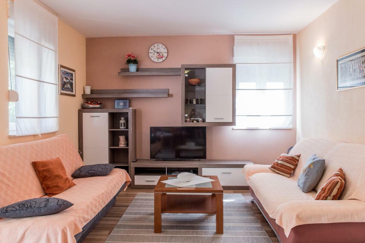 Apartments Brelezza Gornja Brela Екстериор снимка