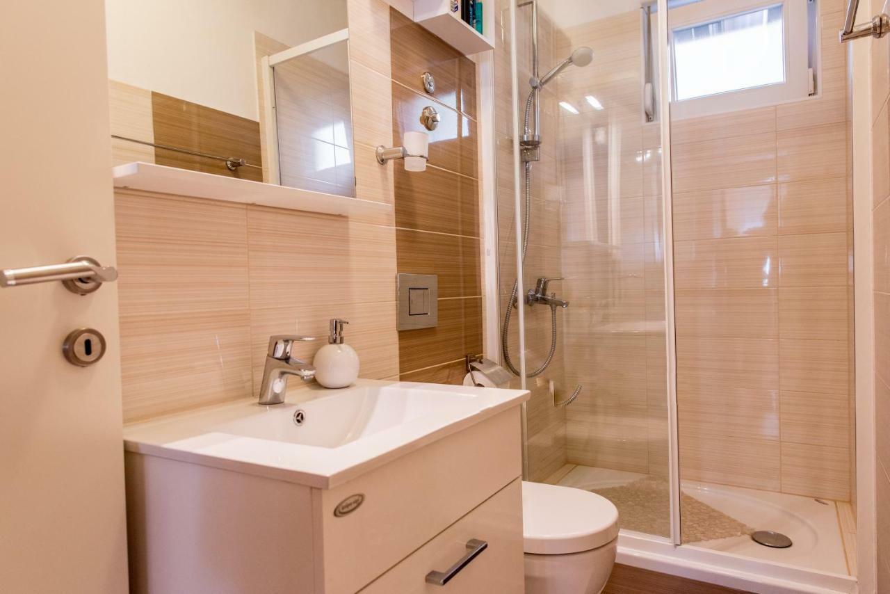 Apartments Brelezza Gornja Brela Екстериор снимка